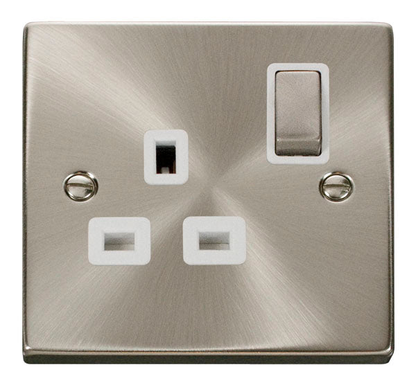 Deco Satin Chrome - 13A 1 Gang Switched Socket